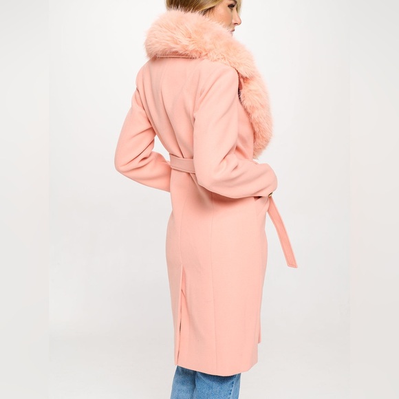 Chic Peach Coat with Faux Fur Collar - Picture 9 of 11